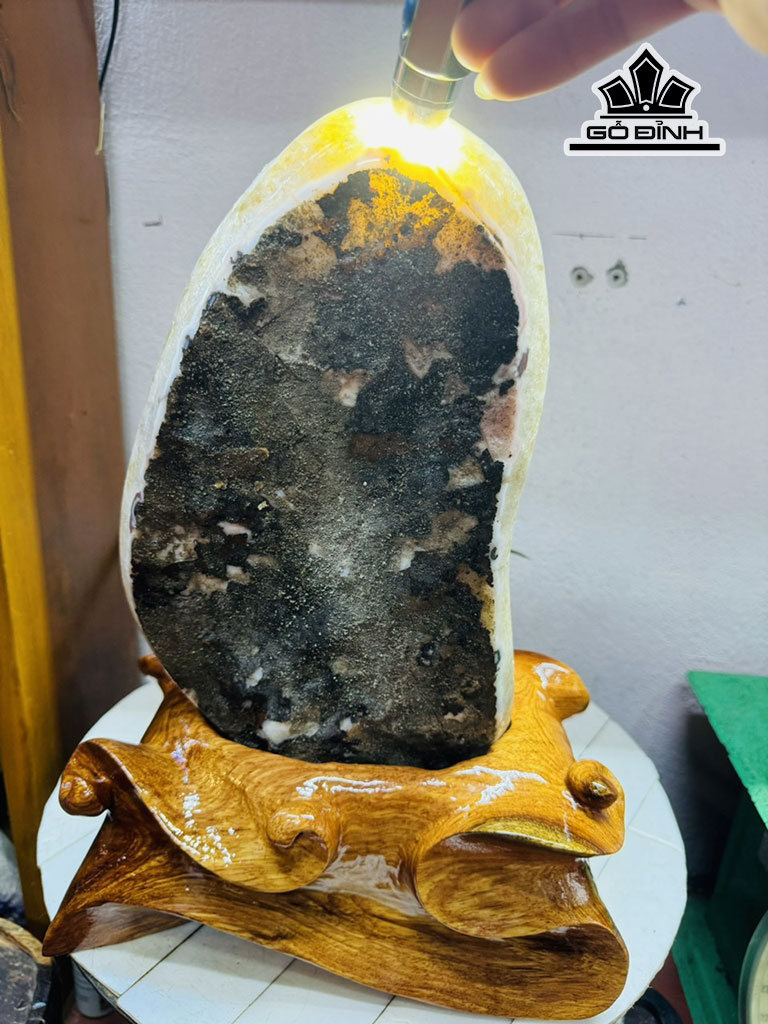 tinh-the-da-thach-anh-vang-cao-40-ngang-20-cm-105kg-445705