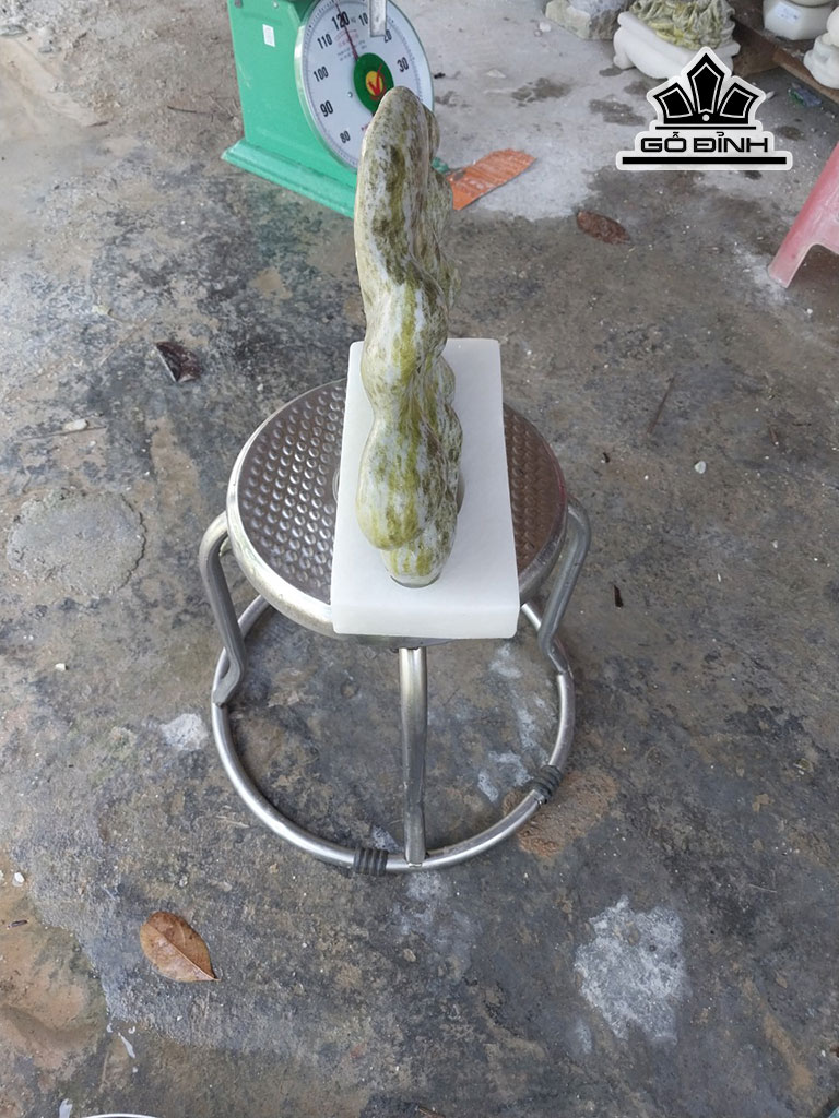 tac-pham-da-serpentine-cao-31-ngang-26-sau-13-cm-8kg-445742