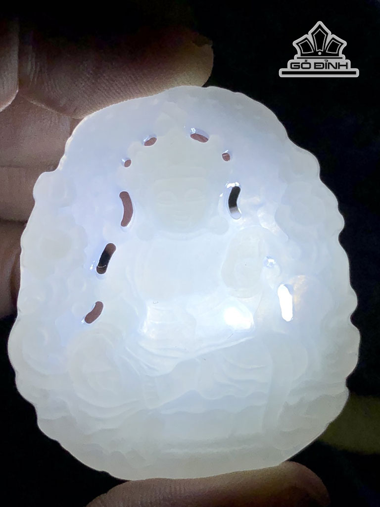 mat-day-chuyen-tara-da-cam-thach-cao-47-ngang-406-sau-69-mm-22g-445890