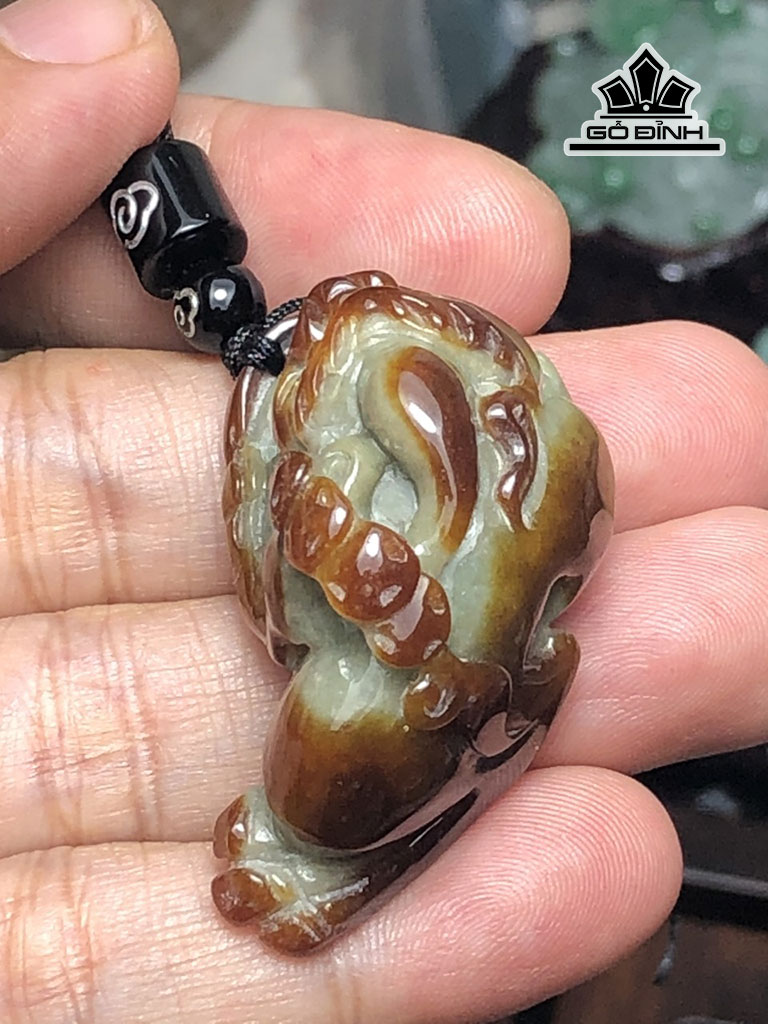 mat-day-chuyen-thiem-thu-da-cam-thach-cao-43-ngang-228-sau-246-mm-445893