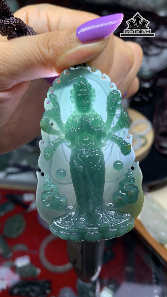 mat-day-chuyen-thien-thu-da-cam-thach-cao-755-ngang-449-sau-88-mm-46g-445997