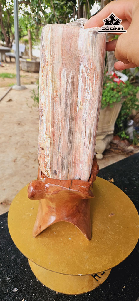 tac-pham-go-hoa-ngoc-hong-cao-36-ngang-17-cm-8kg-446079