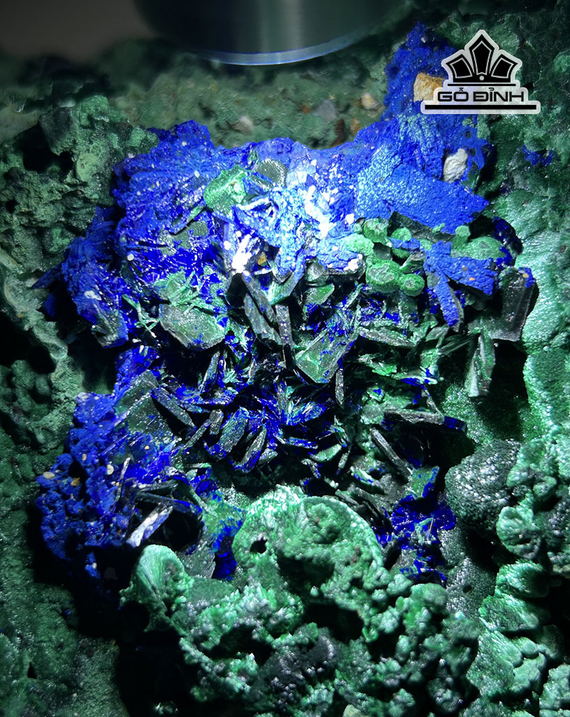 tac-pham-da-malachite-cao-195-ngang-20-cm-23kg-446242
