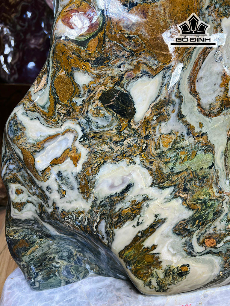 tac-pham-da-serpentine-cao-80-ngang-47-sau-17-cm-81kg-446294