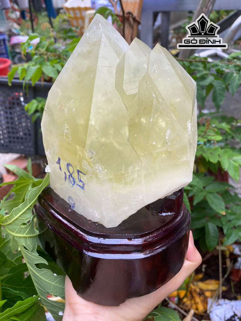 tac-pham-da-thach-anh-vang-cao-19-ngang-14-cm-185kg-446309