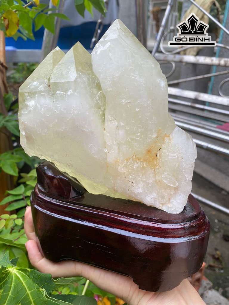 tac-pham-da-thach-anh-vang-cao-19-ngang-14-cm-185kg-446310