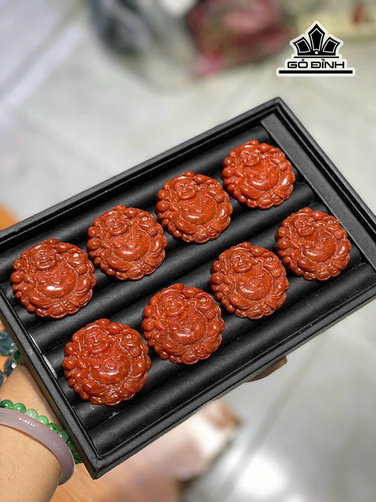 mat-day-chuyen-di-lac-ganh-dao-da-cam-thach-huyet-cao-48-cm-446649