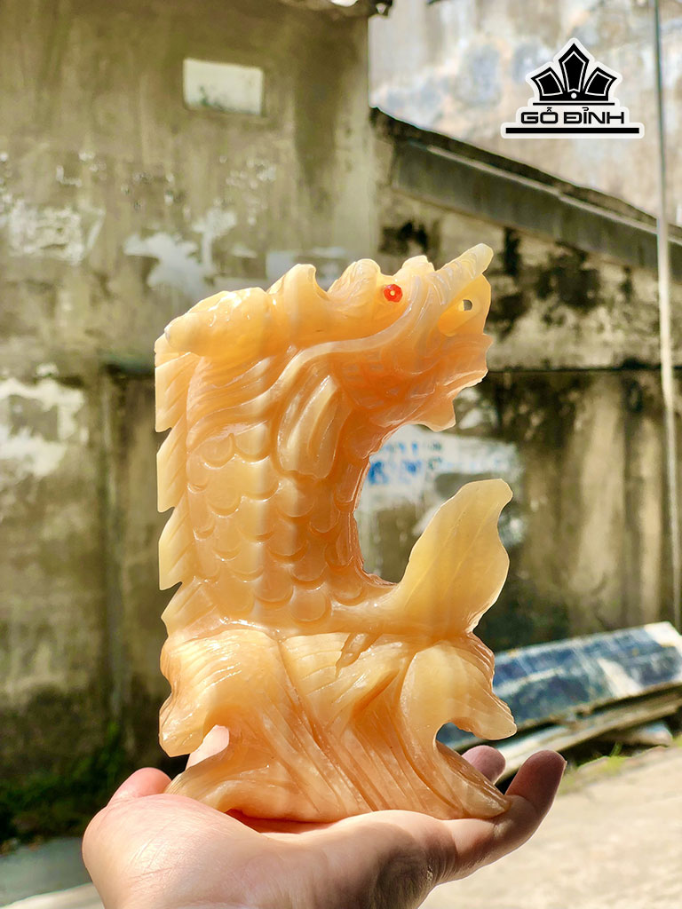 tac-pham-ca-chep-hoa-rong-da-ngoc-hoang-long-cao-15-cm-446661