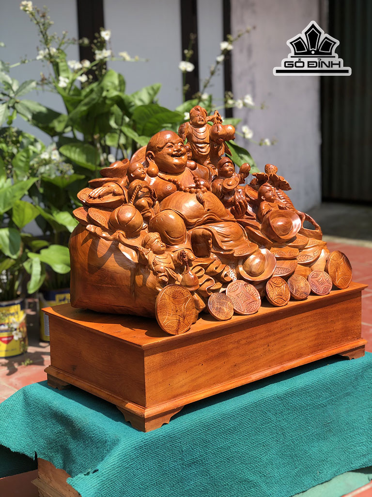 tuong-phat-di-lac-ngu-phuc-go-huong-cao-47-ca-ky-cao-68-ngang-70-sau-39-cm-447234