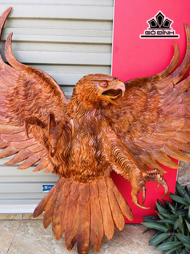 tuong-dai-bang-go-huong-cao-95-ngang-112-sau-25-cm-447445