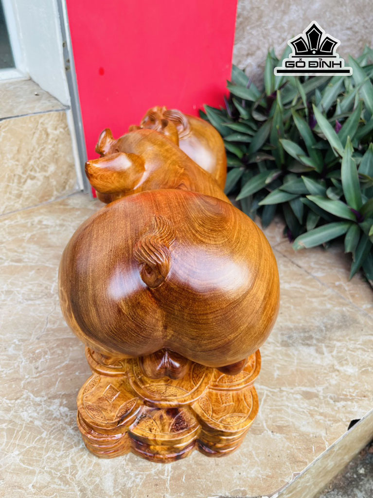 tuong-heo-go-huong-cao-24-ngang-42-sau-18-cm-447461