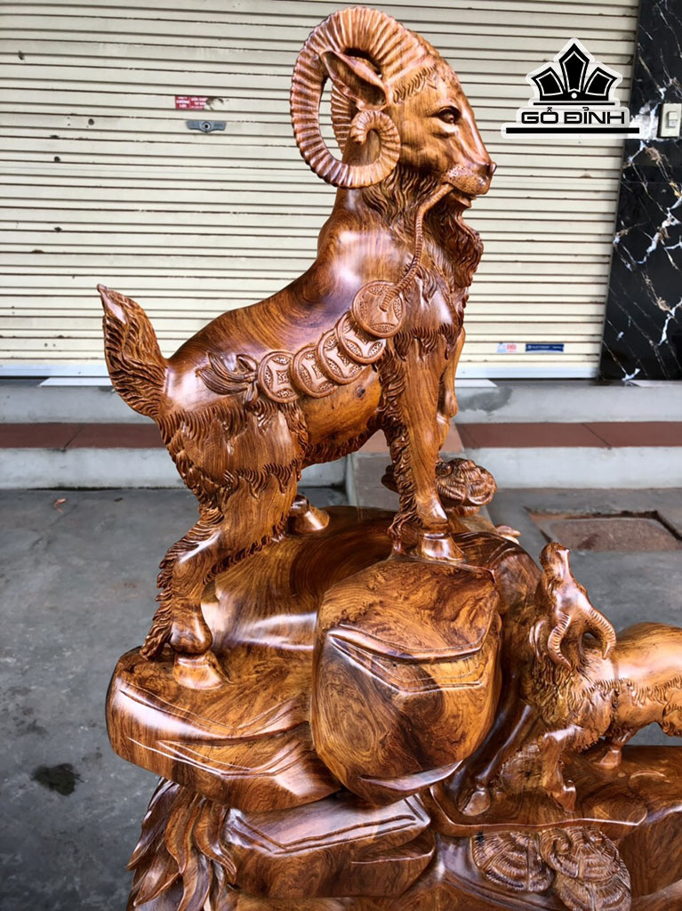 tuong-de-mau-tu-go-huong-cao-64-ngang-43-sau-36-cm-447776