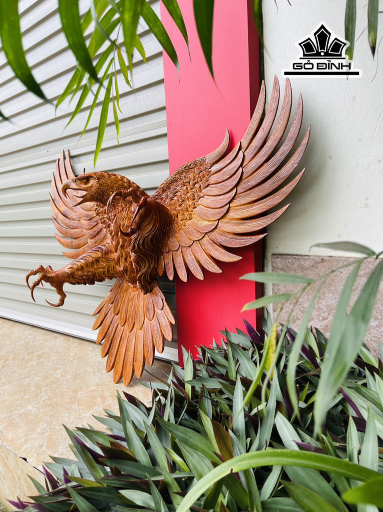 tuong-dai-bang-go-huong-cao-86-ngang-120-sau-30-cm-447918