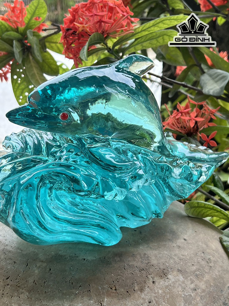 tac-pham-ca-heo-vuot-bien-da-thuy-tinh-52kg-448099