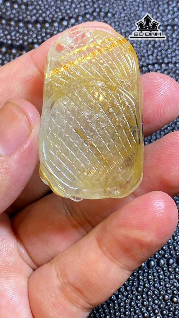 mat-day-chuyen-ngu-phuc-hoa-thi-da-thach-anh-toc-vang-cao-465-ngang-285-sau-199-mm-399g-448135