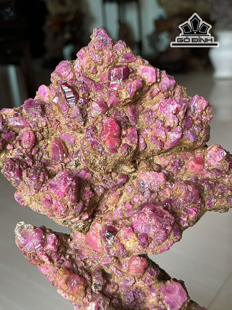 tinh-the-da-ruby-luc-yen-cao-41-cm-65kg-448378