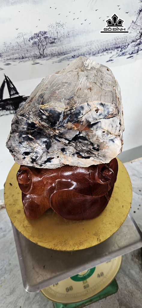 tac-pham-go-hoa-ngoc-cao-27-ngang-17-cm-7kg-448400