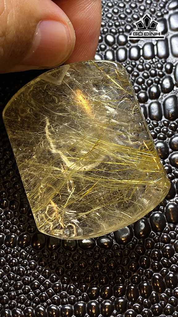 mat-day-chuyen-thien-ac-da-thach-anh-toc-vang-cao-433-ngang-339-sau-123-mm-35g-449274