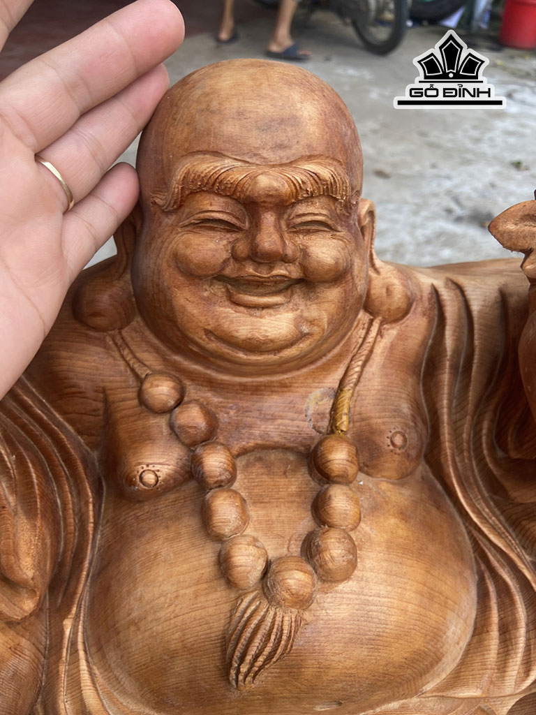 tuong-phat-di-lac-nhat-phuc-go-ngoc-am-cao-33-ngang-46-sau-26-cm-449396