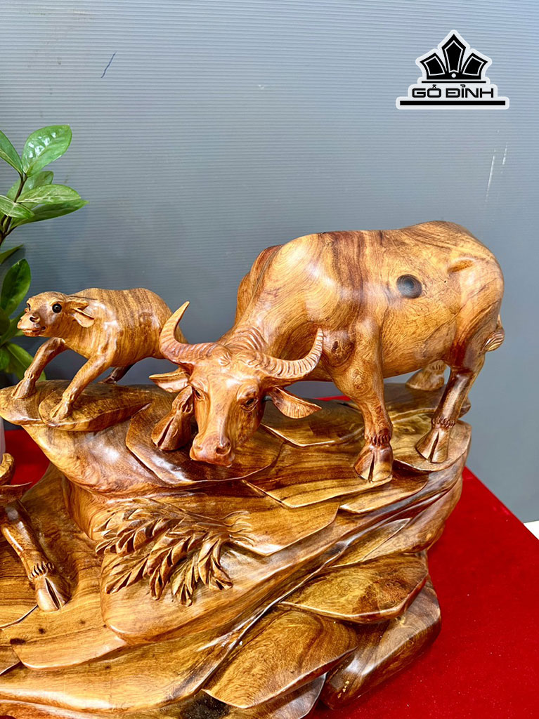 tuong-gia-dinh-trau-go-huong-cao-31-ngang-60-sau-22-cm-449558