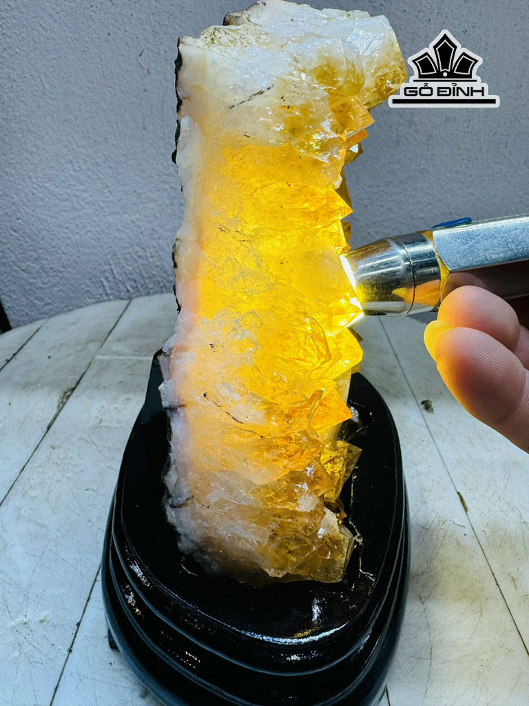 tinh-the-da-thach-anh-vang-cao-20-ngang-14-cm-21kg-449912