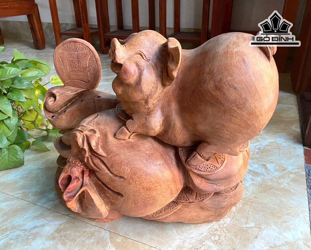 tuong-heo-go-huong-cao-36-ngang-46-sau-23-cm-450156