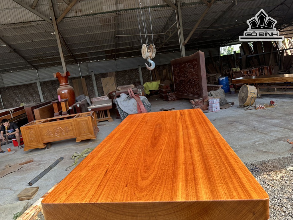 ban-lam-viec-go-go-do-mat-go-go-naga-mat-12x96x203-chan-quay-van-cm-450461