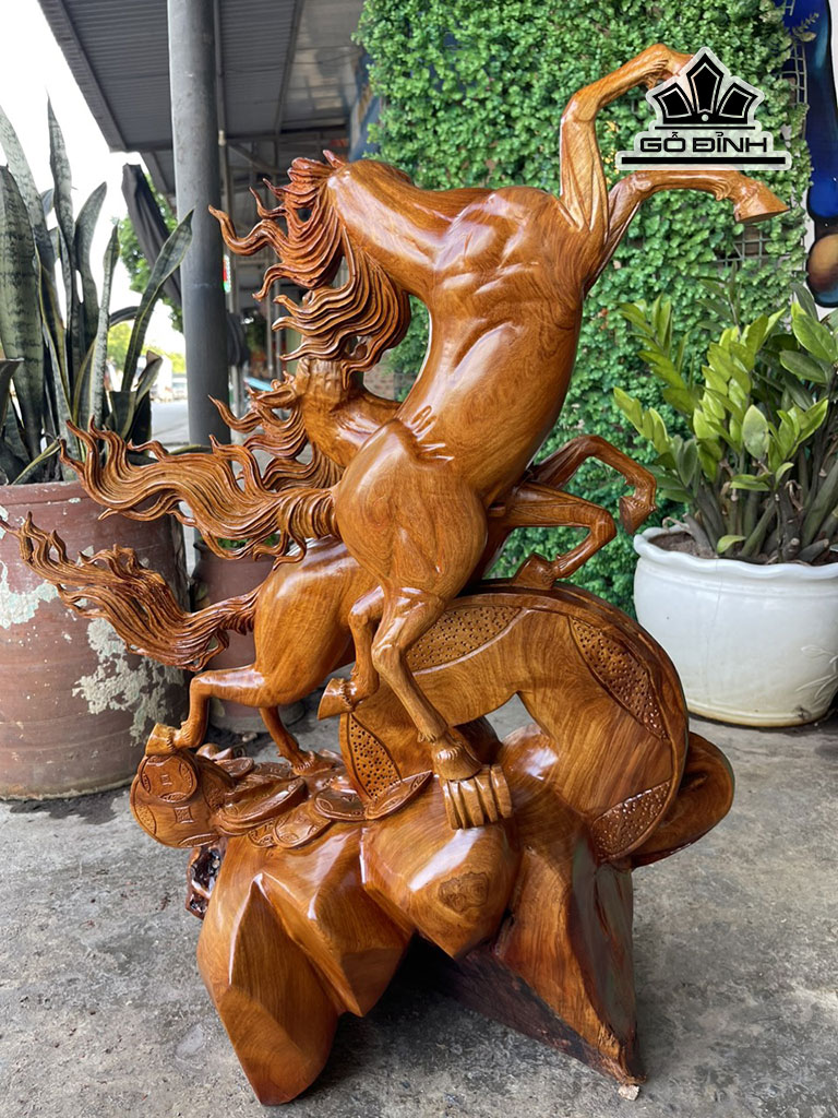 tuong-song-ma-uyen-uong-go-huong-cao-73-ngang-55-sau-32-cm-450787