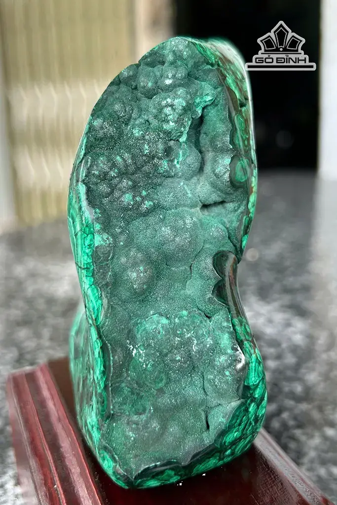 tac-pham-da-malachite-cao-13-cm-054kg-451084