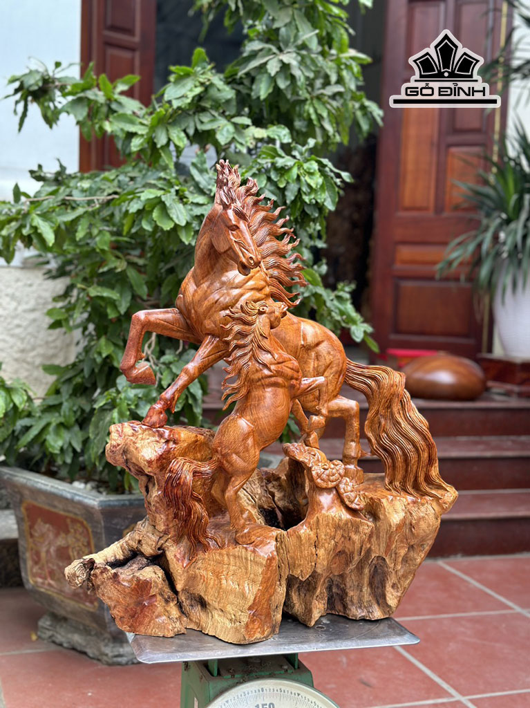 tuong-song-ma-uyen-uong-go-huong-cao-73-ngang-60-sau-26-cm-451277