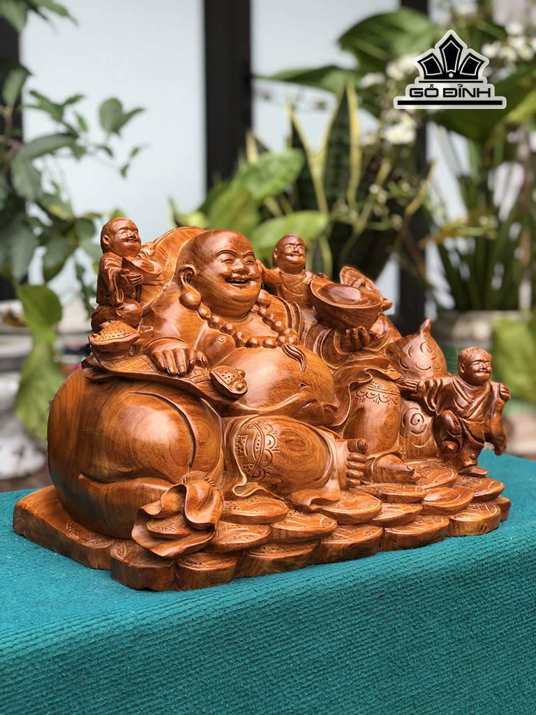 tuong-phat-di-lac-tam-phuc-go-huong-cao-32-ngang-45-sau-28-cm-451460