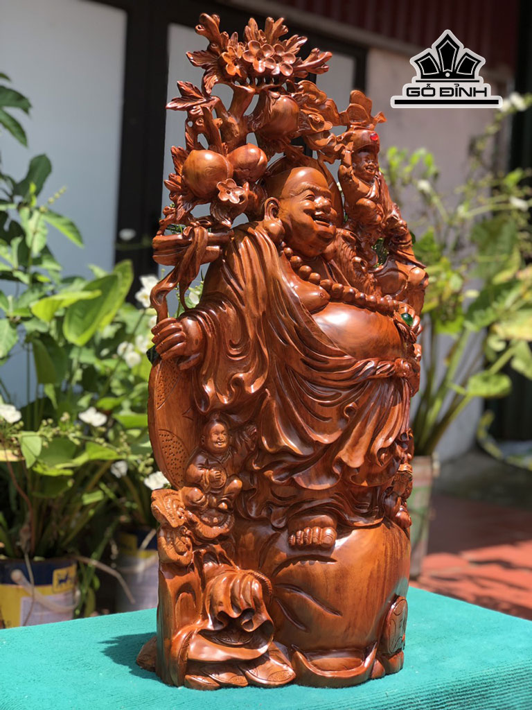 tuong-phat-di-lac-tam-phuc-go-huong-cao-82-ngang-50-sau-21-cm-451466