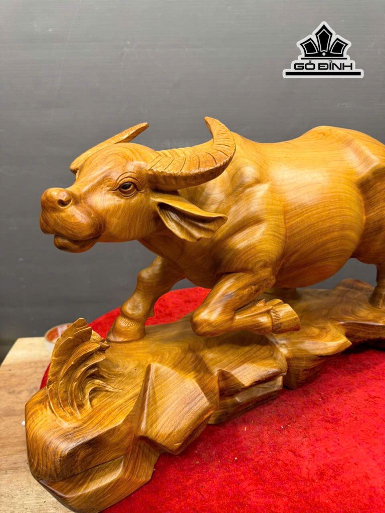 tuong-trau-go-huong-cao-26-ngang-59-sau-21-cm-14kg-451645