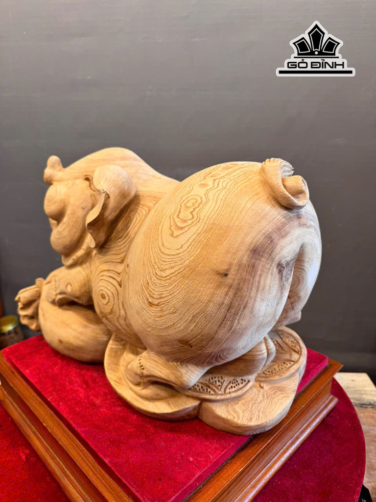 tuong-heo-go-ngoc-am-cao-31-ngang-46-sau-26-cm-451796