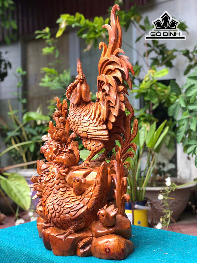 tuong-gia-dinh-ga-go-huong-cao-81-ngang-52-sau-35-cm-452219