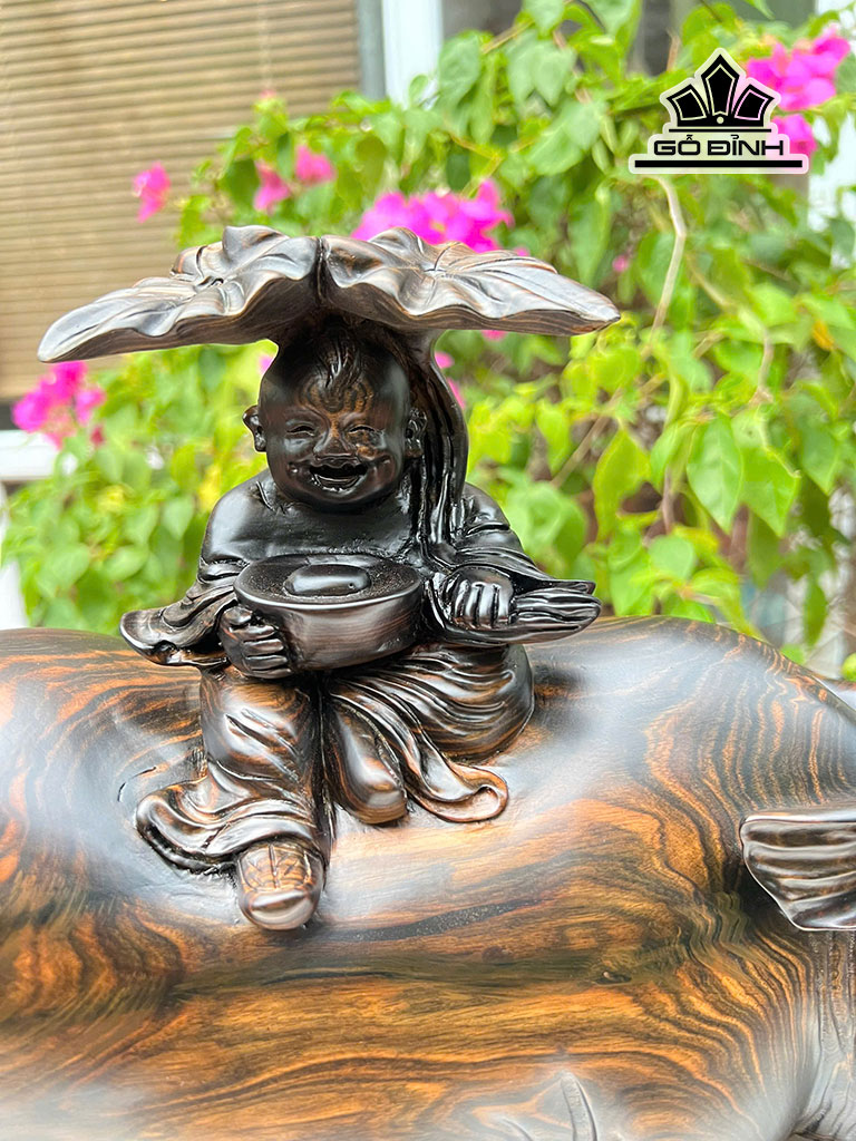 tuong-tieu-dong-chan-trau-go-mun-hoa-cao-29-ngang-43-sau-14-cm-452283