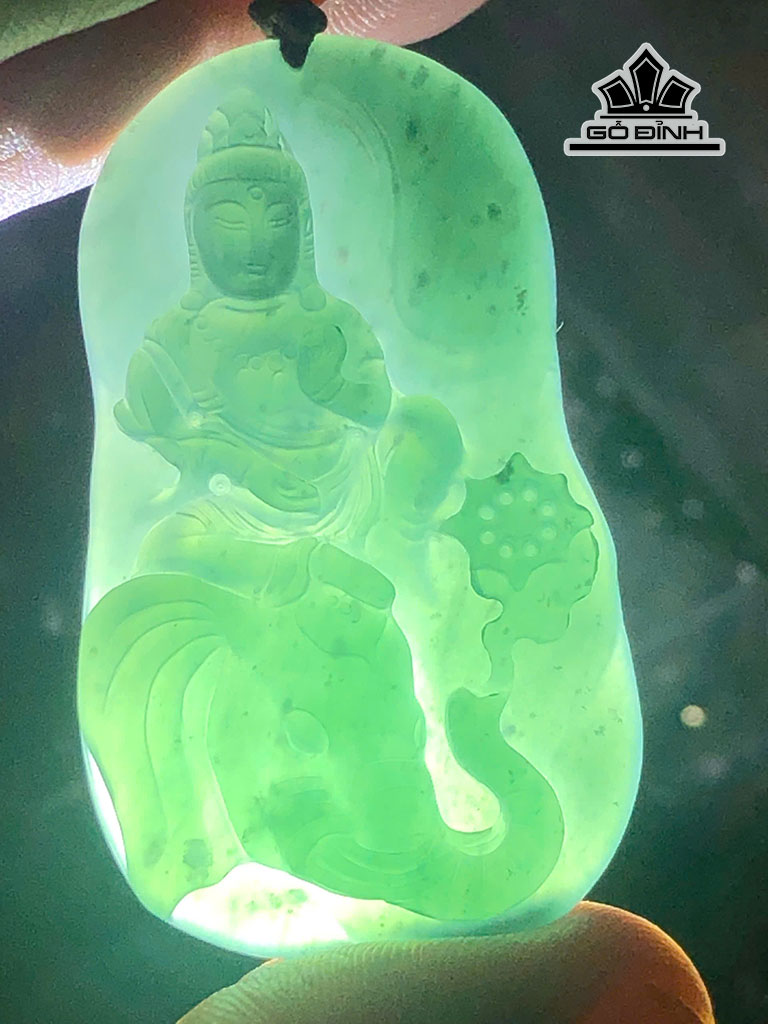 mat-day-chuyen-pho-hien-bo-tat-da-cam-thach-cao-48-ngang-288-sau-48-cm-452316