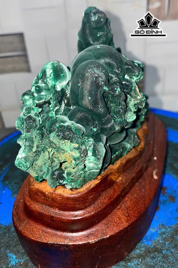 tac-pham-da-malachite-cao-14-ngang-14-cm-112kg-452410