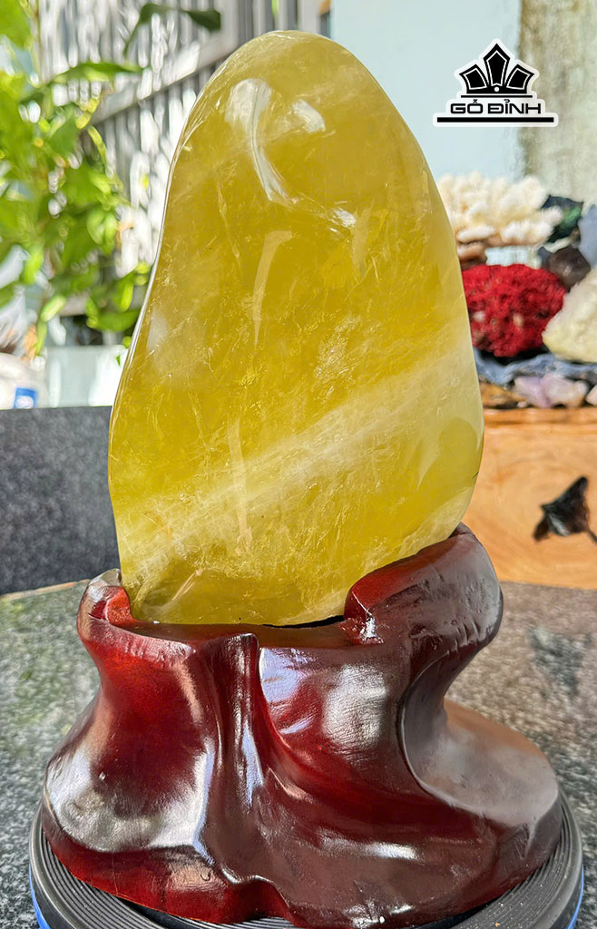 tac-pham-da-thach-anh-vang-cao-32-ngang-23-cm-67kg-452423