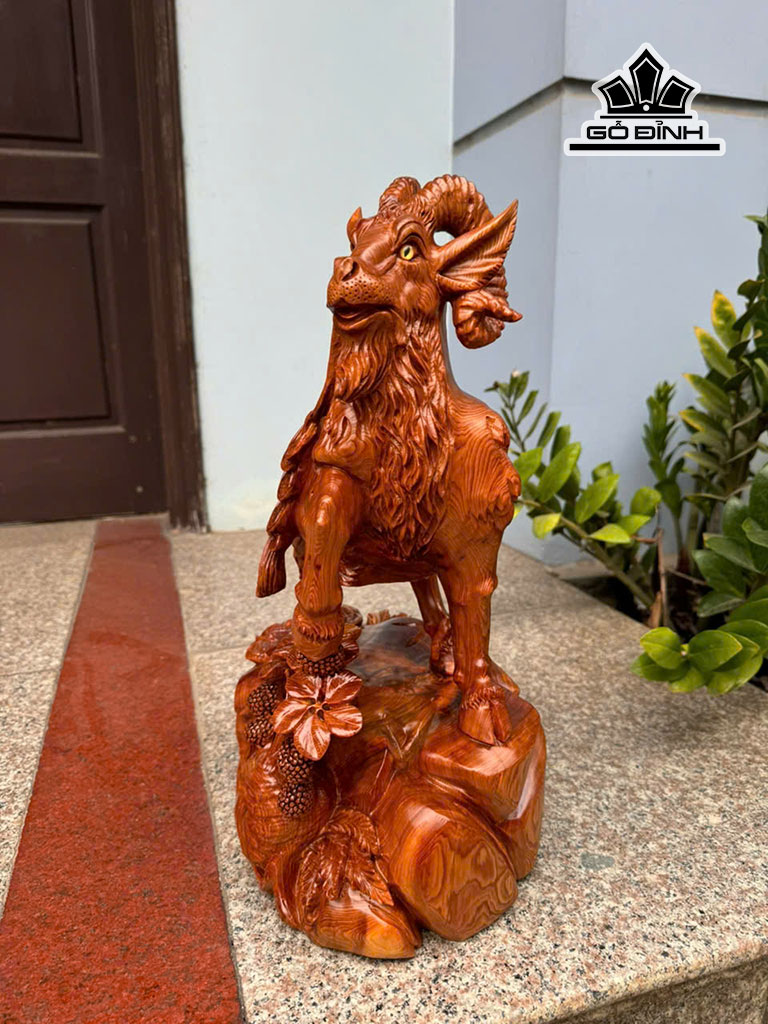 tuong-nhat-duong-go-ngoc-am-cao-485-ngang-35-sau-25-cm-452480