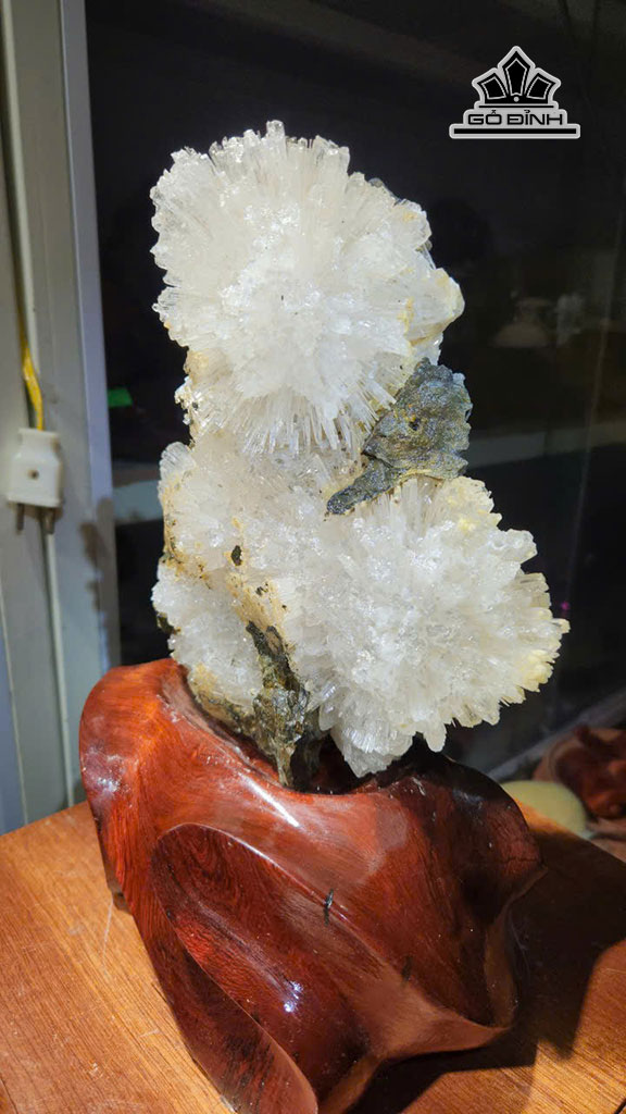 tac-pham-hoa-uu-dam-da-tram-tich-kich-thuoc-30x20-cm-nang-29kg-452813