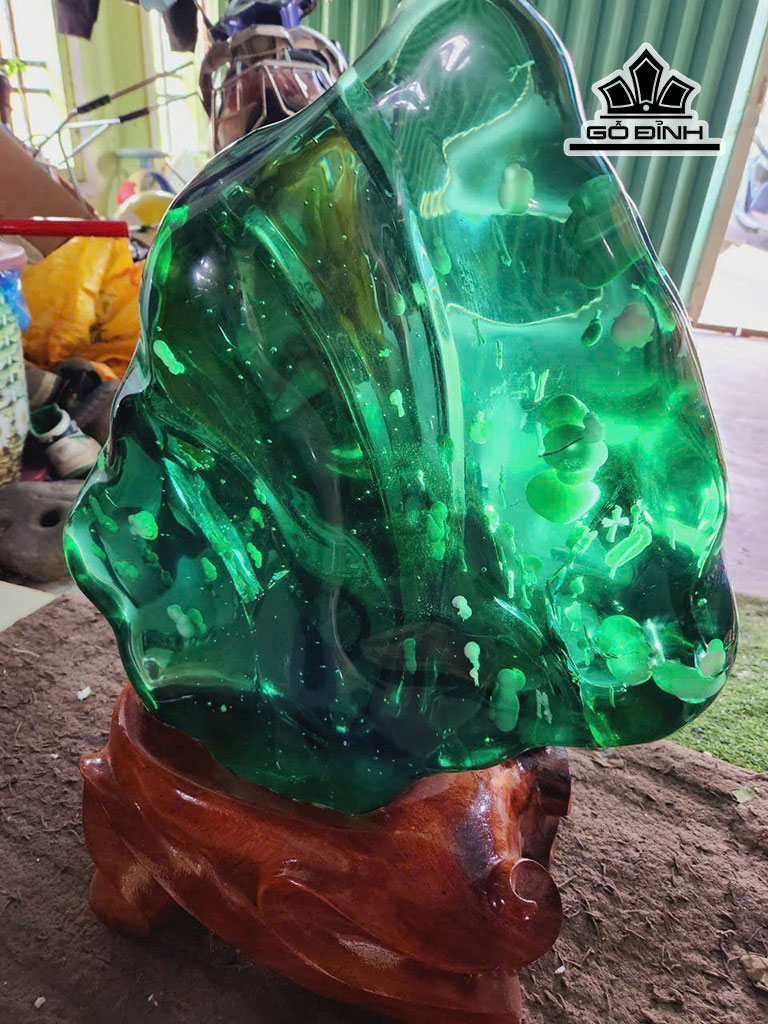 vien-da-da-obsidian-kich-thuoc-60x40-cm-nang-35kg-452818