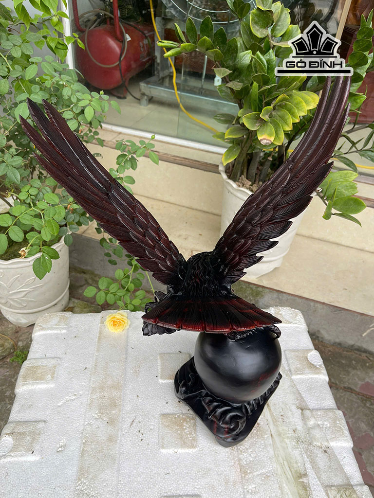 tuong-dai-bang-go-trac-cao-52-ngang-35-sau-27-cm-452932