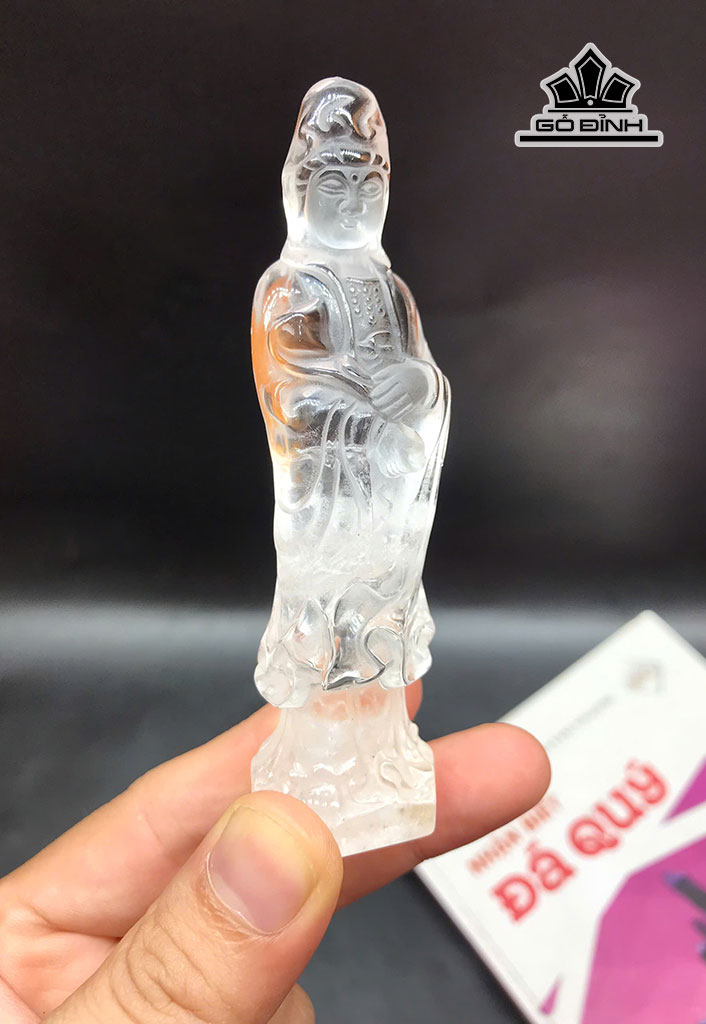 ton-tuong-me-hien-da-thach-anh-trang-cao-103-ngang-28-cm-453296