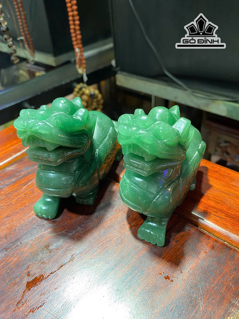 ty-huu-da-thach-anh-xanh-cao-105-ngang-85-cm-453351