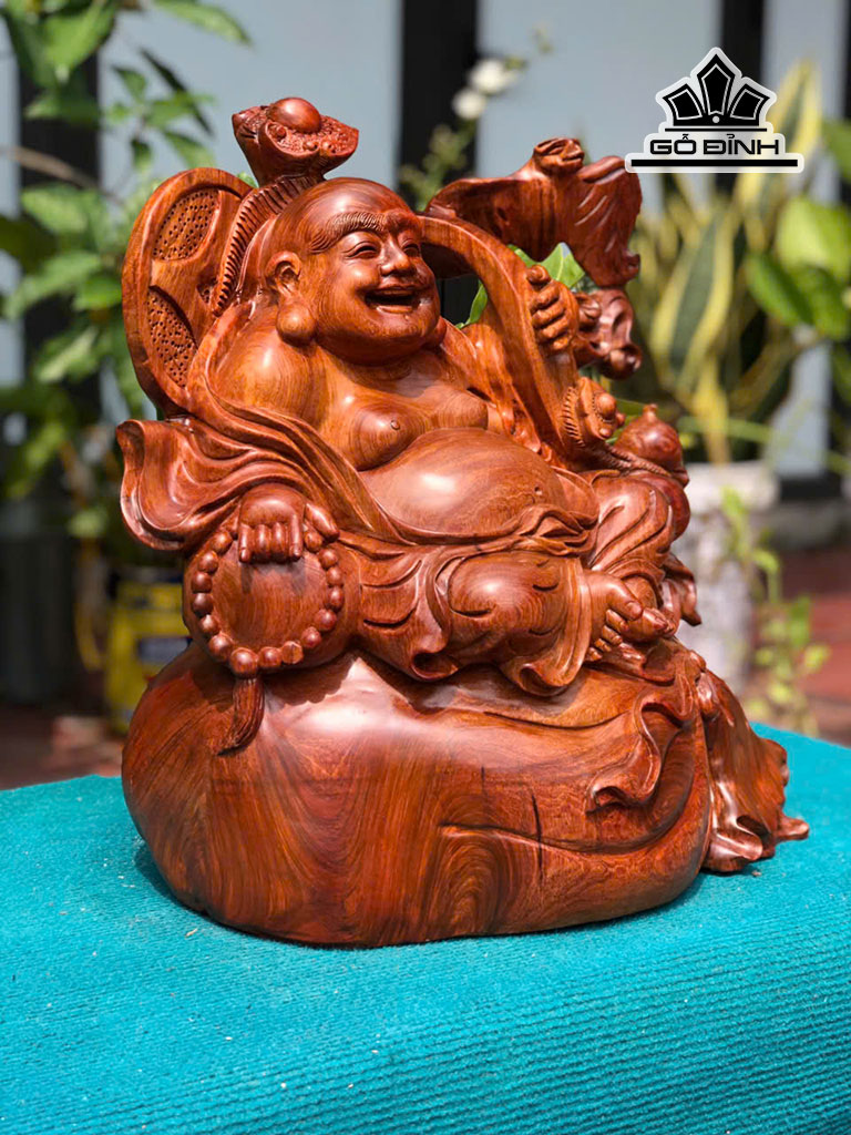 tuong-phat-di-lac-ngu-bao-tien-go-huong-cao-43-ngang-43-sau-26-cm-453405