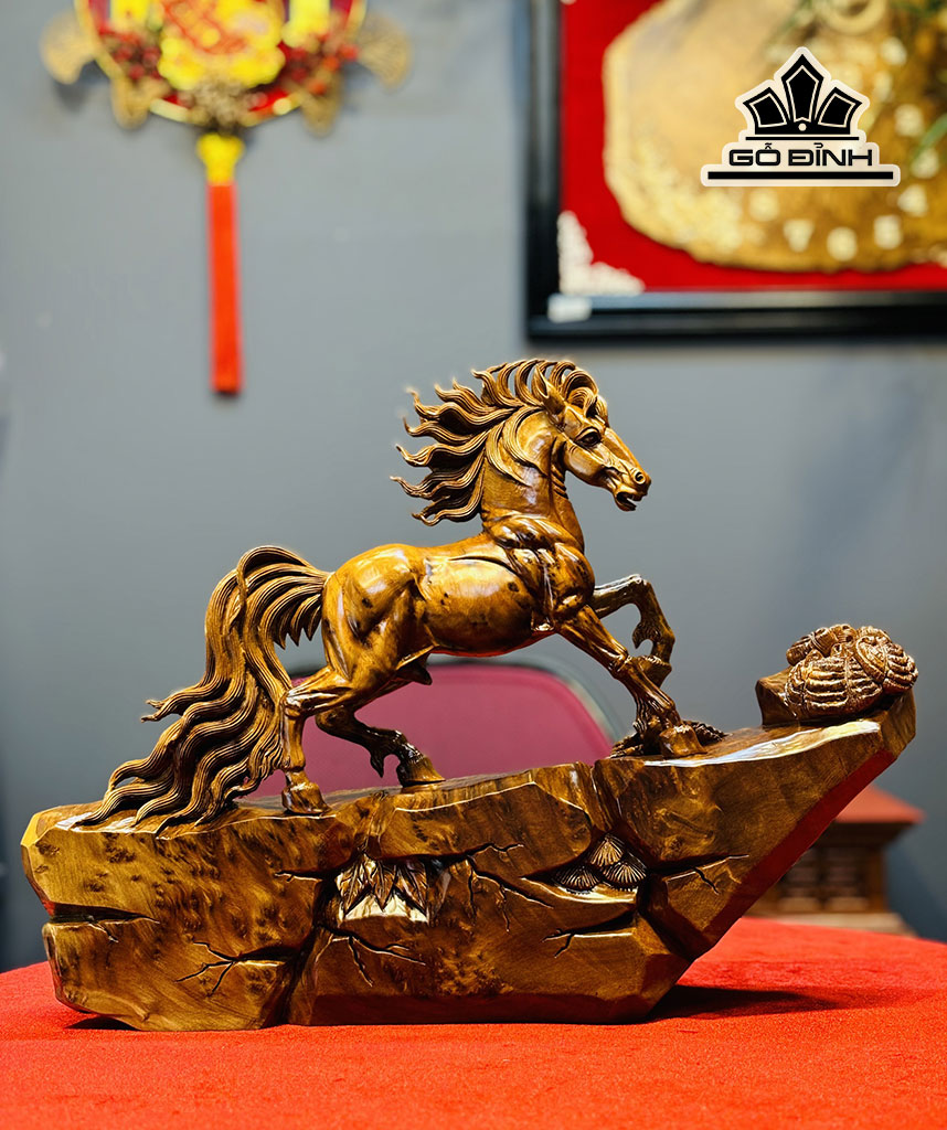 tuong-ngua-phong-thuy-nhat-ma-thong-dong-go-nu-ngoc-am-cao-35-ngang-48-sau-13-cm-453475