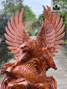 tuong-dai-bang-san-moi-go-huong-cao-83-ngang-55-sau-30-cm-453897