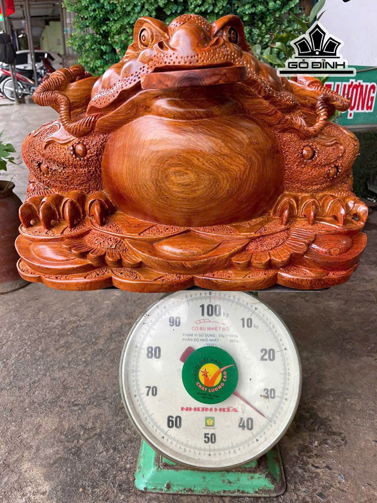 tuong-thiem-thu-go-huong-cao-33-ngang-50-sau-45-cm-454026