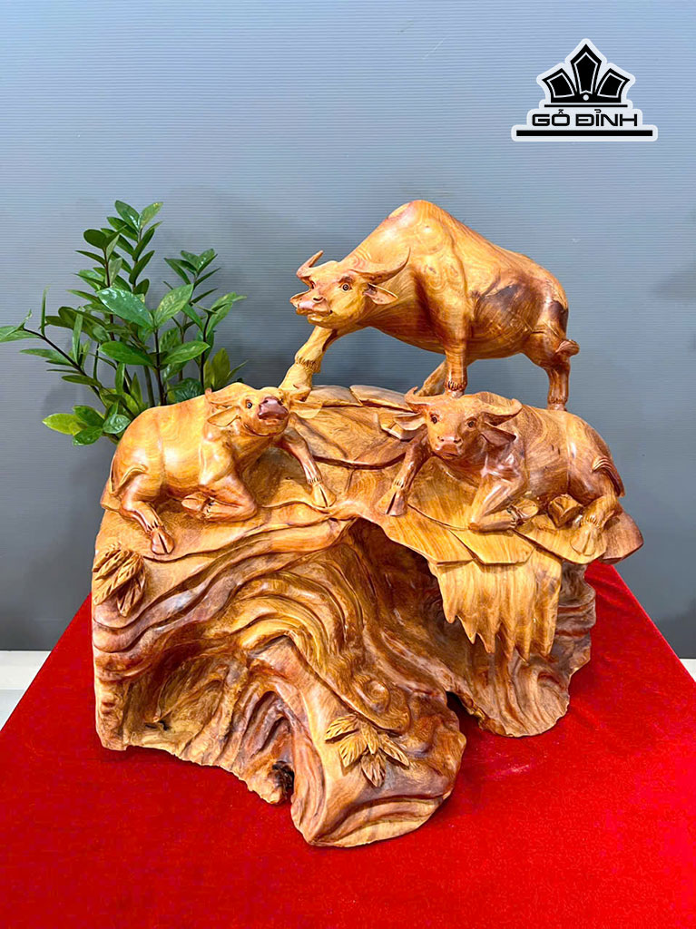 tuong-gia-dinh-trau-go-huong-cao-47-ngang-56-sau-40-cm-454115